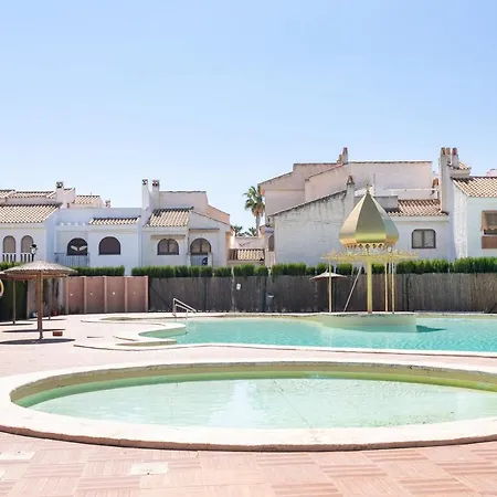 Urb Costa Hispania Holiday home *