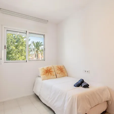 Urb Costa Hispania Holiday home *